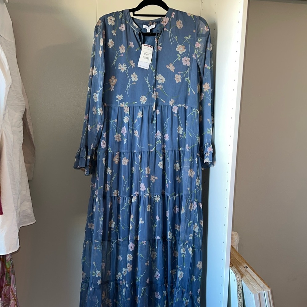 Brand new floral dress size M